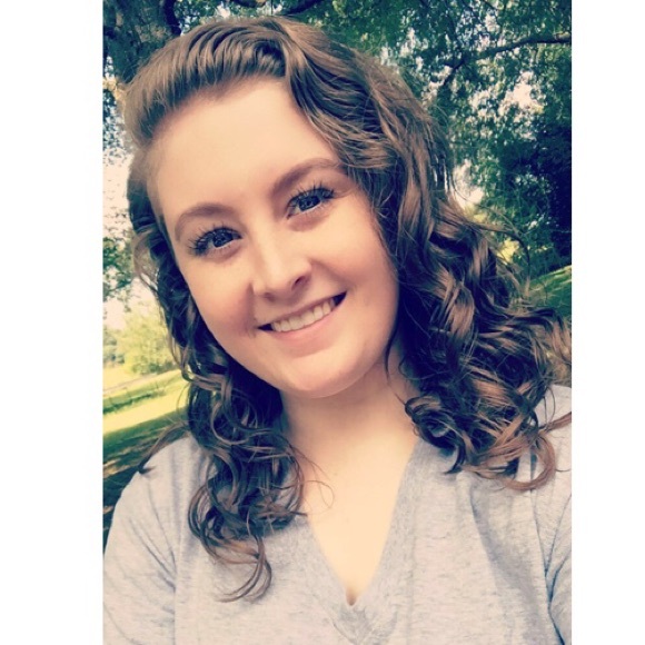 Meet the Posher Other - Meet your Posher, Kelsey